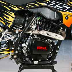 Кроссовый мотоцикл BSE Z1-150e 19/16 HotRod Red (025)