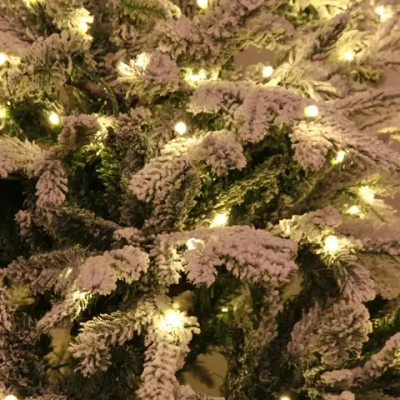 Ёлка светодиодная «Лесное сияние» 120 см (392 ветки) 200 ламп LED, резина