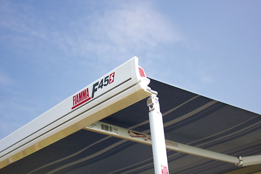 Маркиза Fiamma F45S, 1.9м, настенная, корпус белый, полотно серое