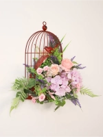 Композиция настенная с цветами в металлической клетке