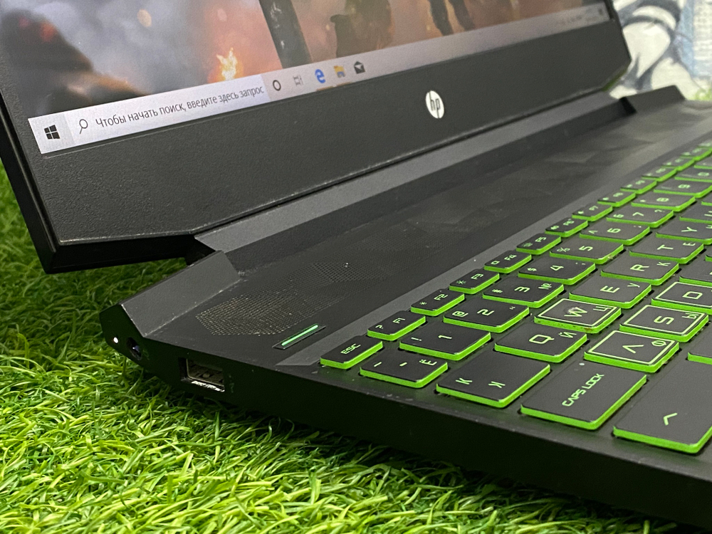 Игровой HP 15.6' R5-3550H/GTX 1650 4GB/8GB/512GB/ Pavilion Gaming 15-ec0028u[8pk48ea]/Windows 10