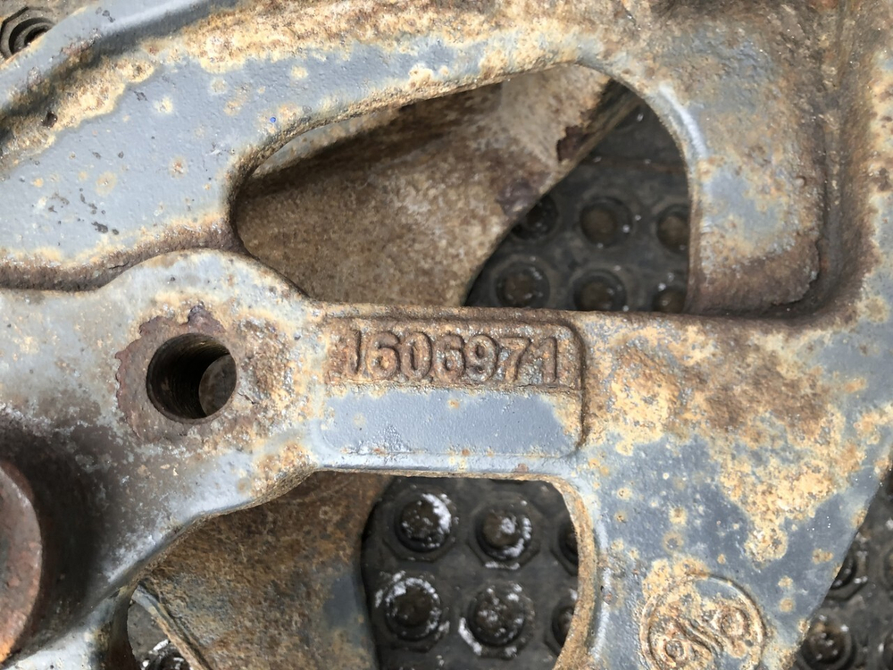 Кронштейн рессоры передней правый