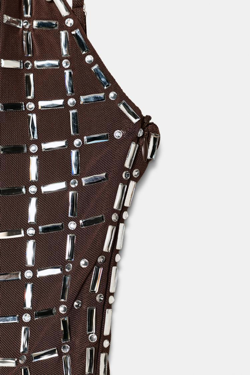 ZARA КОРОТКОЕ ПЛАТЬЕ ИЗ СЕТКИ СО СТРАЗАМИ, КОРИЧНЕВЫЙ