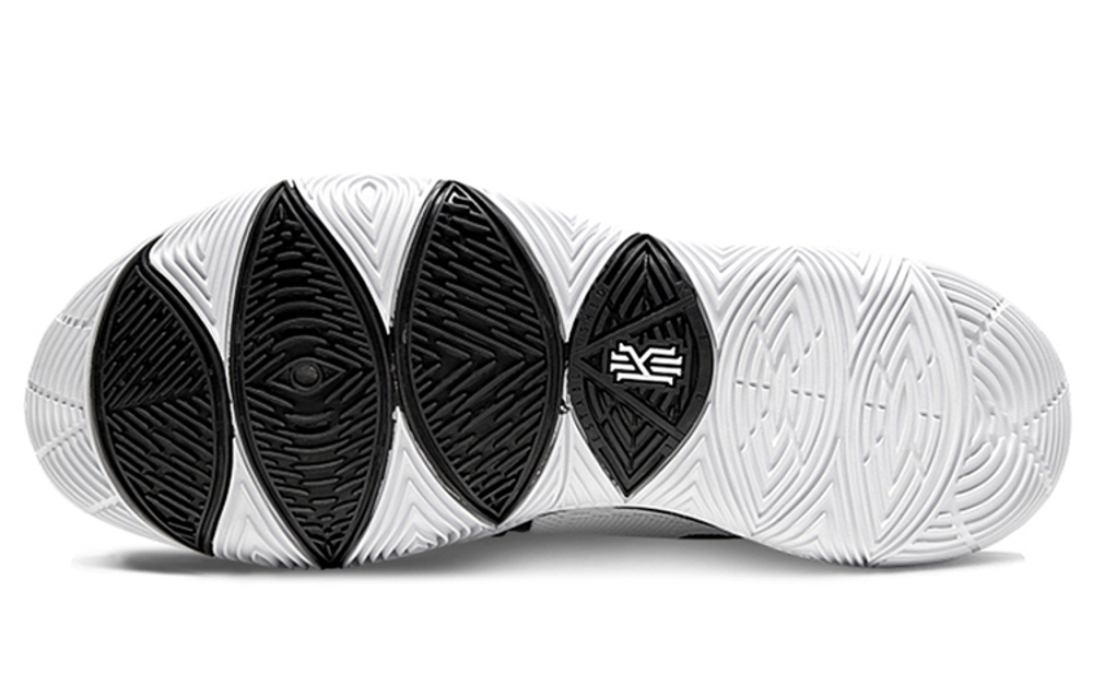 Kyrie 5 tb shoes deals