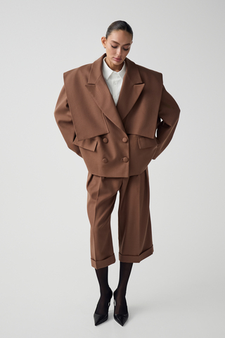 Шерстяной жакет с акцентными деталями