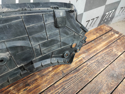 Кожух замка капота Geely Monjaro 21-нв Б/У Оригинал 5030061900