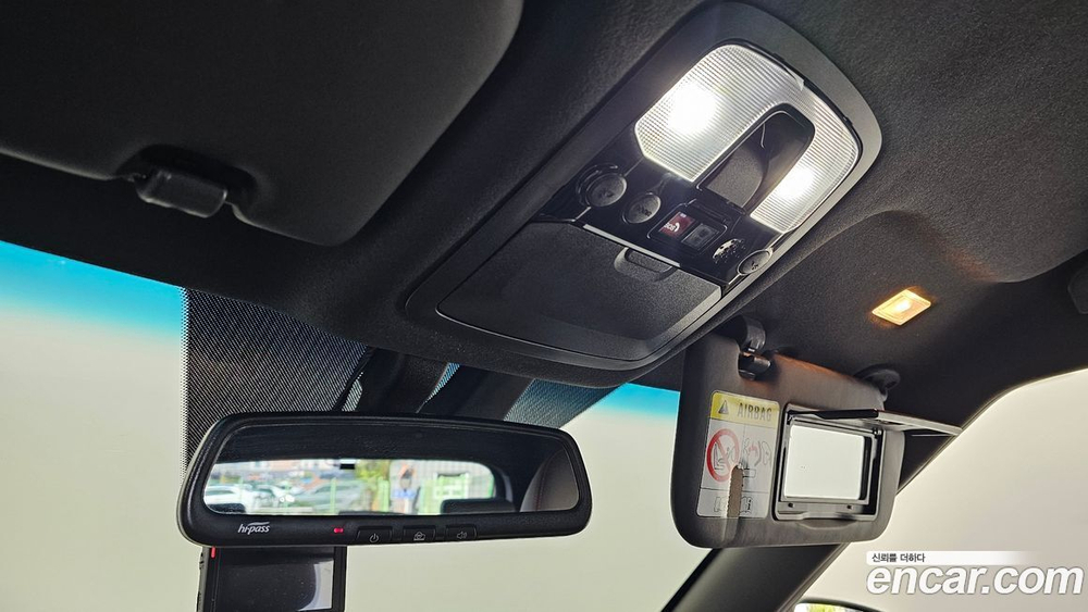 KG Mobility (Ssangyong) Very New Tivoli Бензин 1.5 2WD (05.2022)