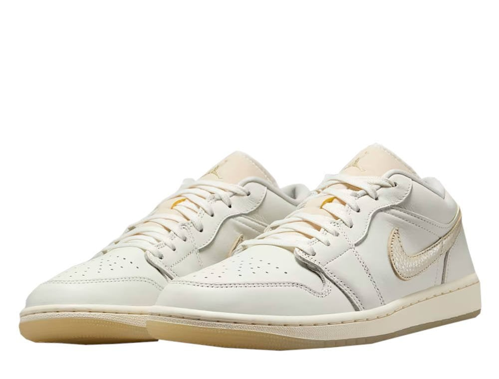 Кроссовки Air Jordan 1 Low SE