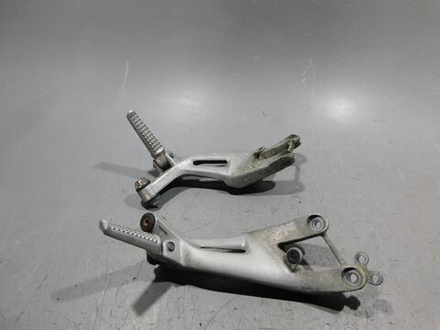 Подножки пассажирские Honda CBR1100XX 1998