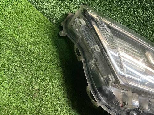 Фара левая Toyota RAV4 5 XA50 (2018-н.в.) LED