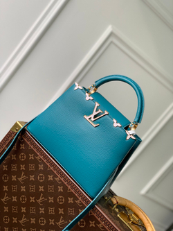 Louis Vuitton Capucines BB