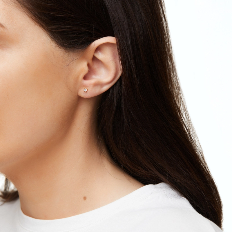 Моносерьга Белый Кристалл