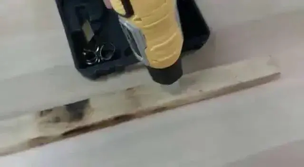 Фен промышленный-строительный Partnertool PHG2200ELSET, ЖК-ДИСПЛЕЙ КЕЙС 2.2кВт,60-600С, плавная рег. температуры, 300-500л.м, профессиональная серия