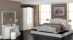 Столик туалетный Виктория 06