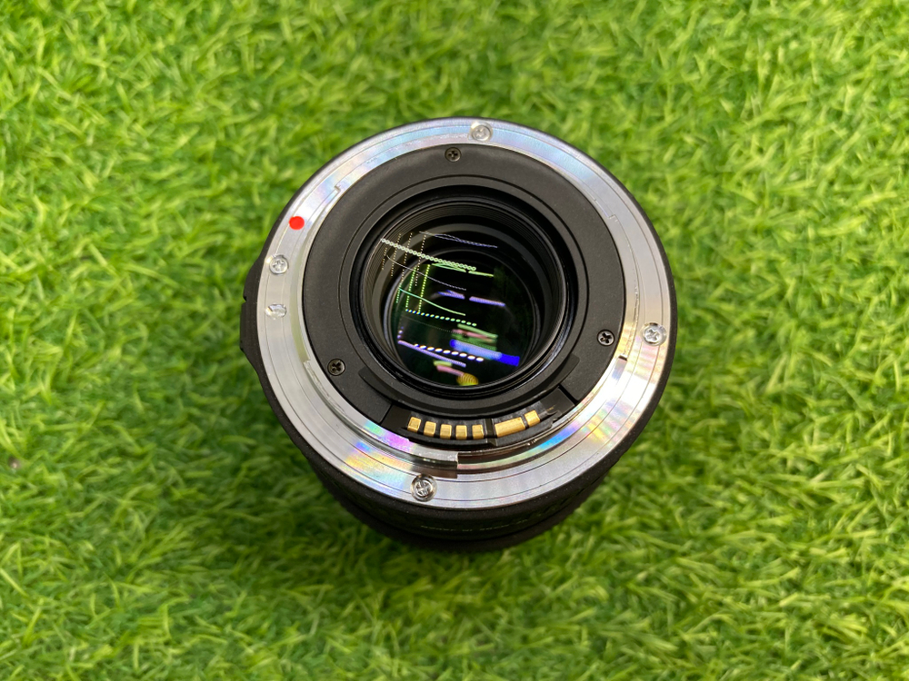 Sigma 105mm 2.8 EX DG OS HSM EF