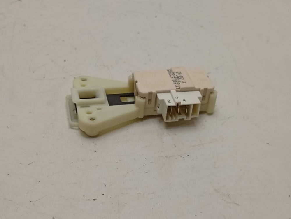 IWUB4085CIS кт59 Блокировка люка для стиральной машины Indesit 16001575905 б/у