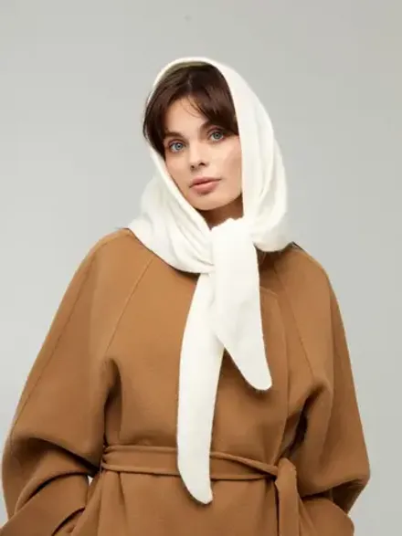 Оренбургский платок-косынка К820-02 экрю