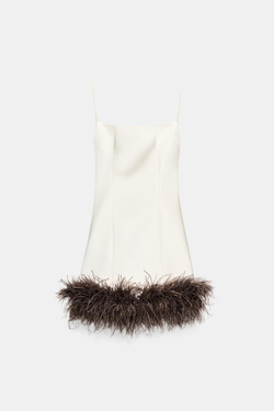 ZARA АТЛАСНОЕ ПЛАТЬЕ С ПЕРЬЯМИ, КОСТЯНОЙ