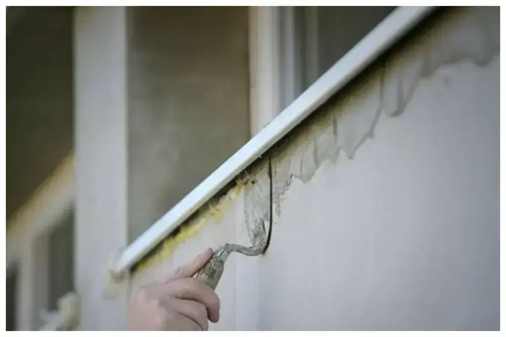 Шпатлевка для стен готовая по монтажной пене 1,4 кг