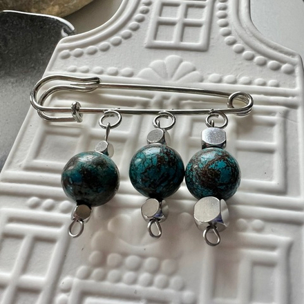 Брошь-булавка. Я могу. Яшма