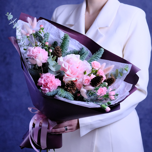 Купить Нежный зимний букет с французской розой #683