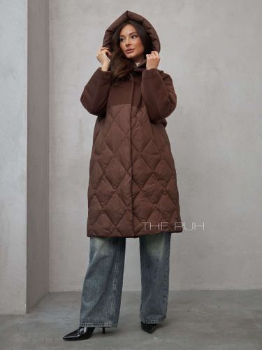 Удлиненная куртка-пальто шоколадного цвета с капюшоном