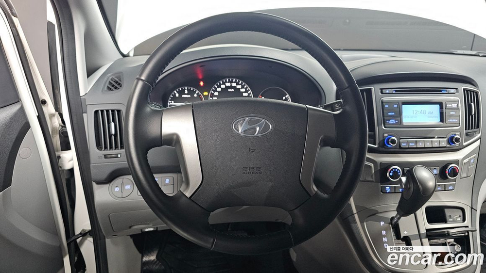 Hyundai The New Grand Starex Van 3-х местный (06.2020)