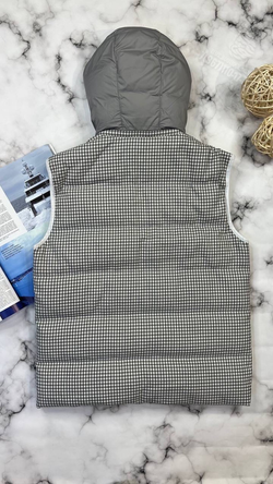 Пуховый жилет Kiton
