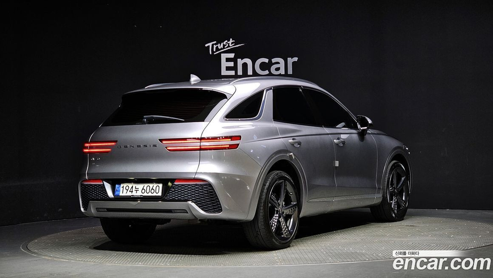 Genesis GV70 2.2 Дизель 2WD (02.2021)