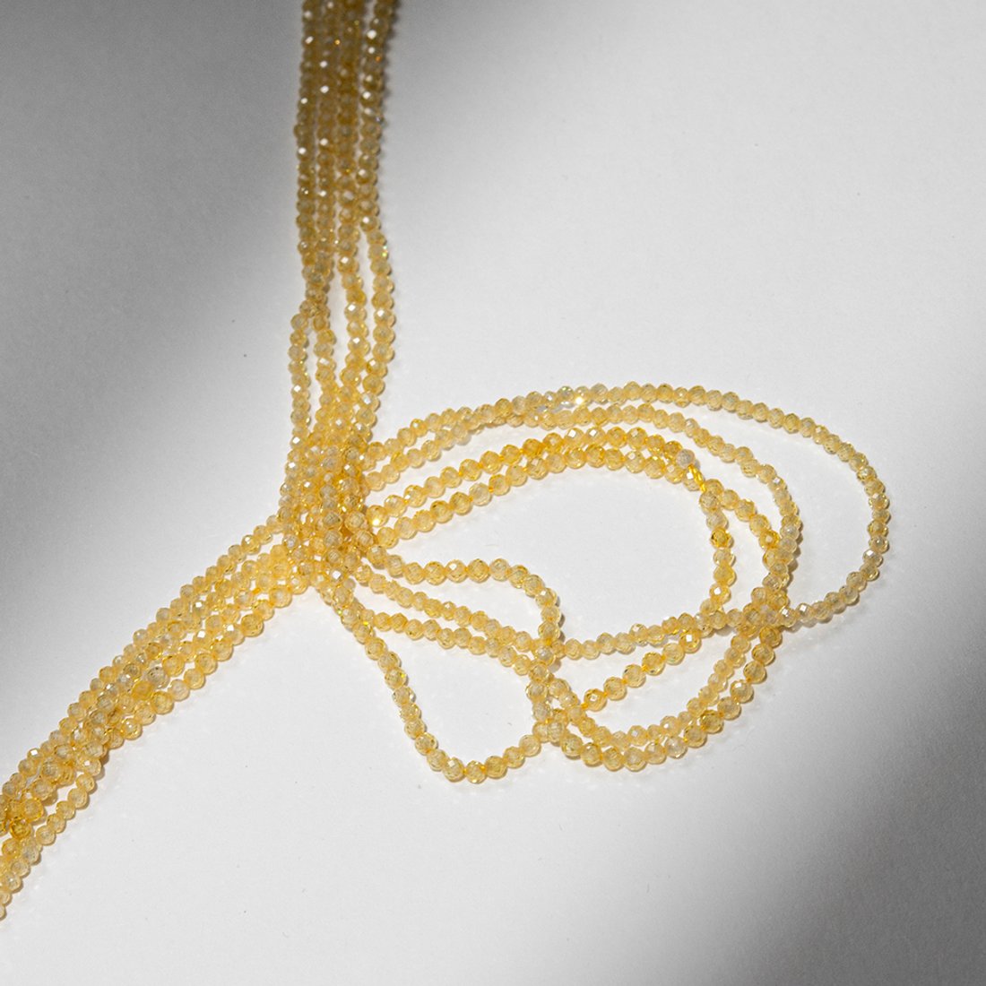 Фианиты, оттенок "Золото", 1,9-2мм шар, микроогранка