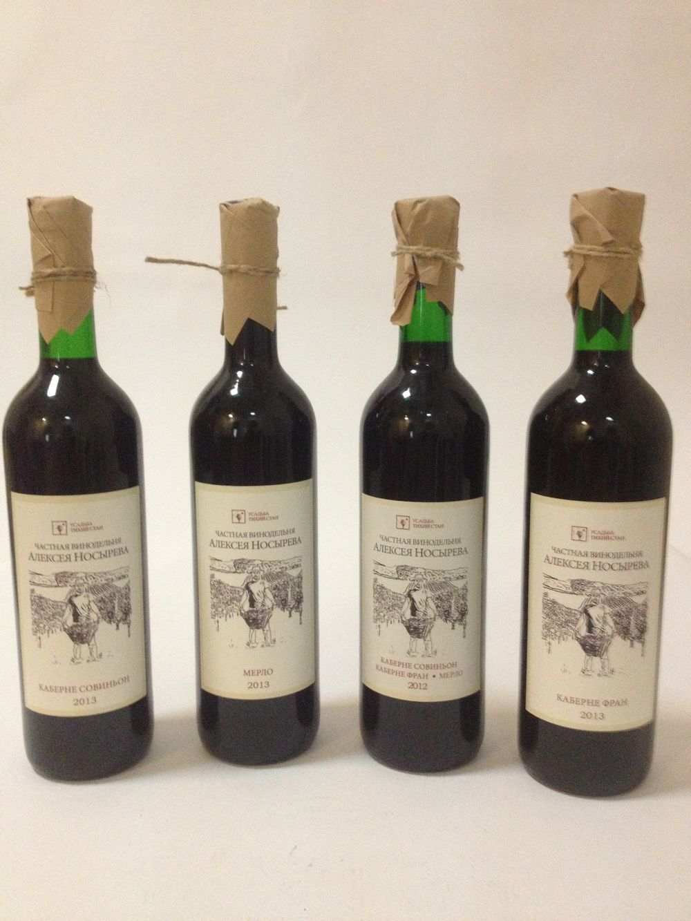 Подарочный набор из 4-х бутылок частная винодельня Алексея Носырева