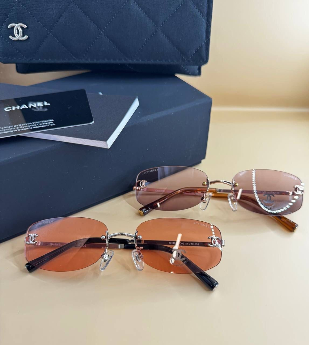 Солнцезащитные очки CHANEL