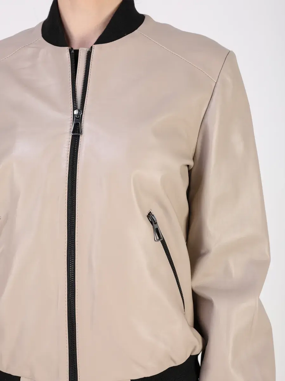 Кожаная куртка демисезонная Турция бомбер