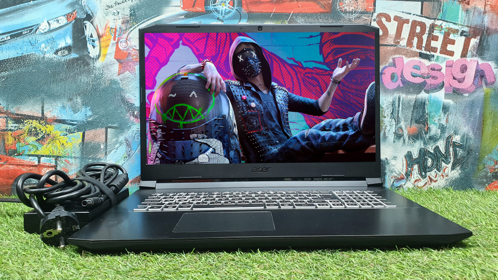 Игровой 17" Acer Ryzen7/16 Gb/RTX 3070 8 Gb/144 Hz