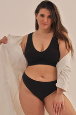 Трусы-стринги PE044PS Nero MY