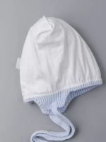 Шапка с ушками вязаная демисезонная