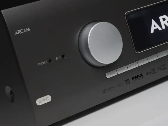 Arcam AVR11
