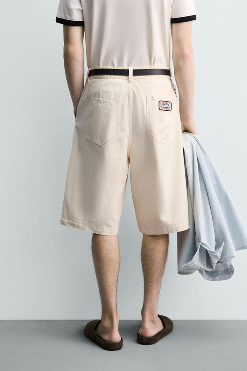 ZARA БЕРМУДЫ BAGGY FIT С НАШИВКАМИ, БЕЖЕВЫЙ