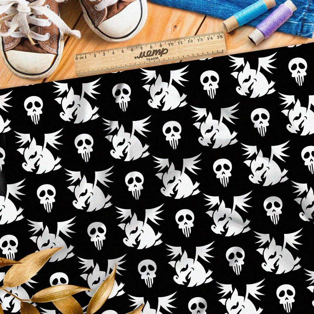 Ткань мембрана недовольные драконы и черепа на чёрном фоне