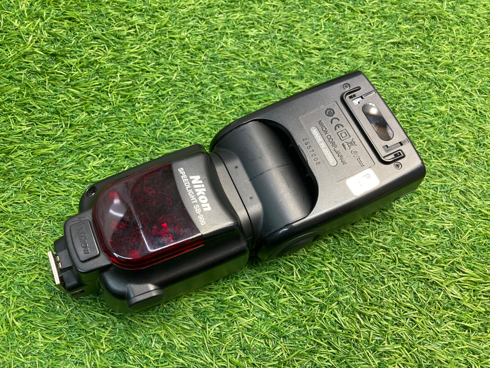 Nikon SB-900