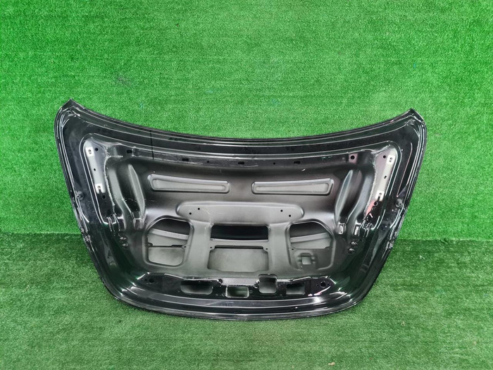 Крышка багажника Mercedes C W205 (2014-2023)