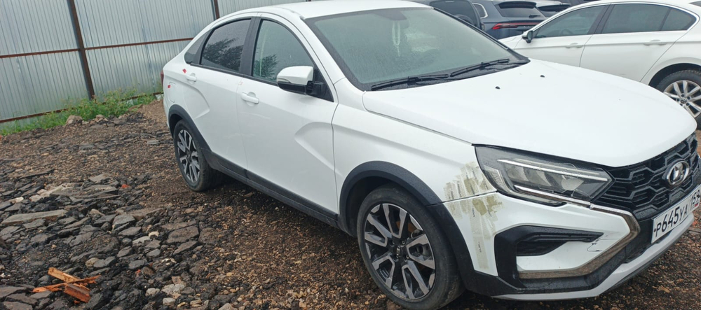 LADA VESTA Cross Life 1.6 106hp 5MT