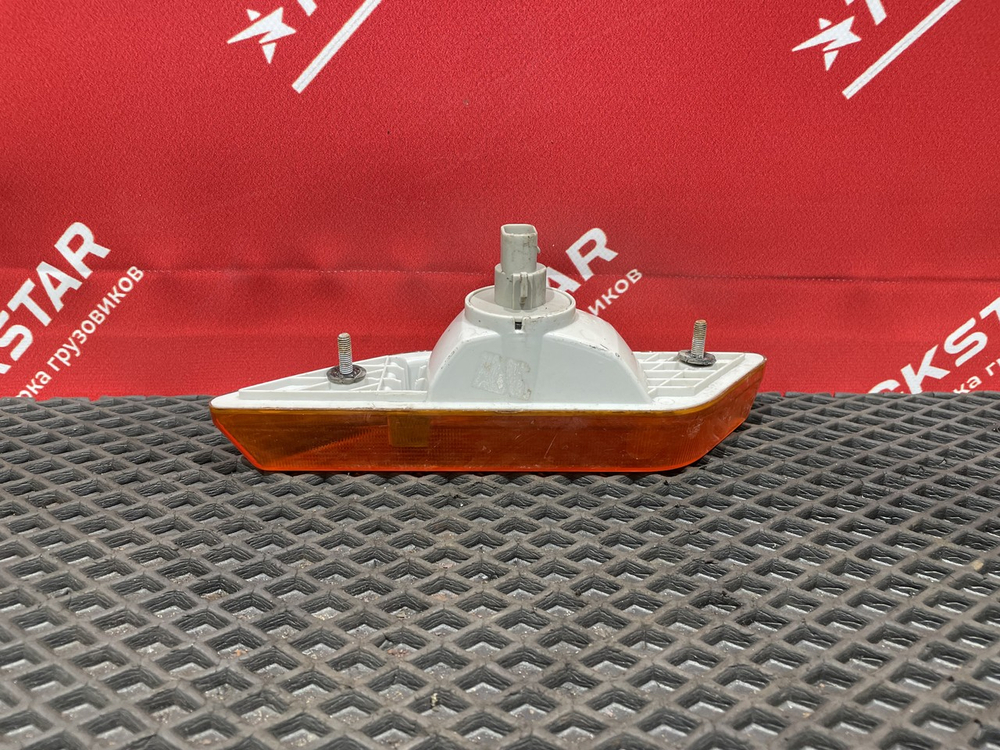 Повторитель указателя поворота правый