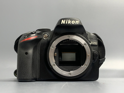 Nikon D3200 kit 18-55mm 15300 кадров
