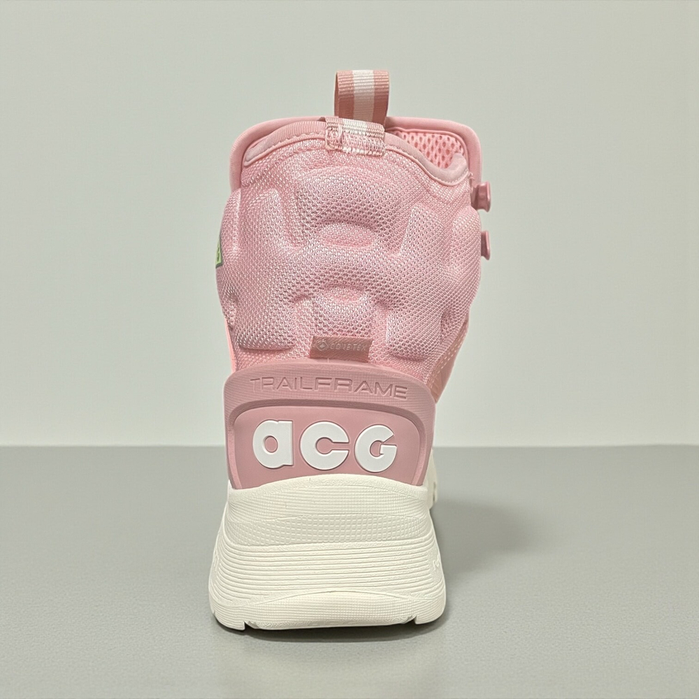 Nike ACG Air Zoom Gaiadome GORE-TEX • Pink