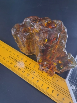 Копал молодой янтарь коллекционный 175 гр