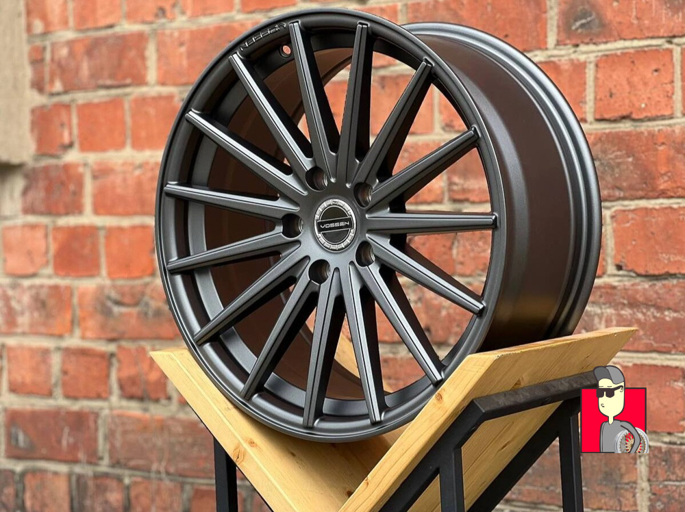 Комплект дисков Vossen VFS2 18x8 et35 5x114.3