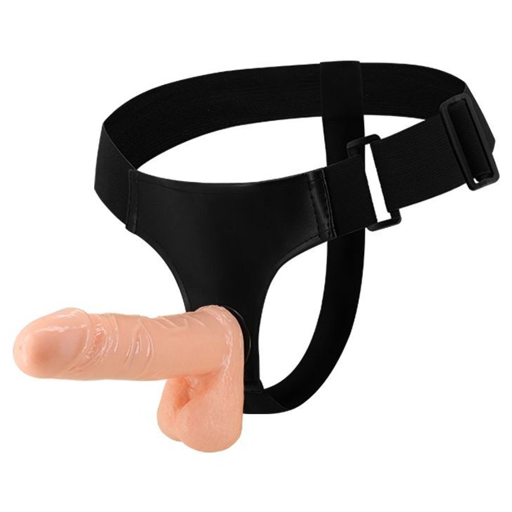 Реалистичный фаллоимитатор на трусиках - 17,5 см.