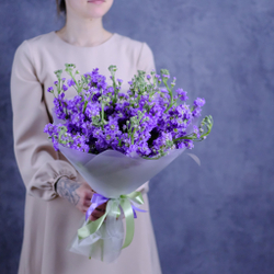 Букет из сиреневой маттиолы #496