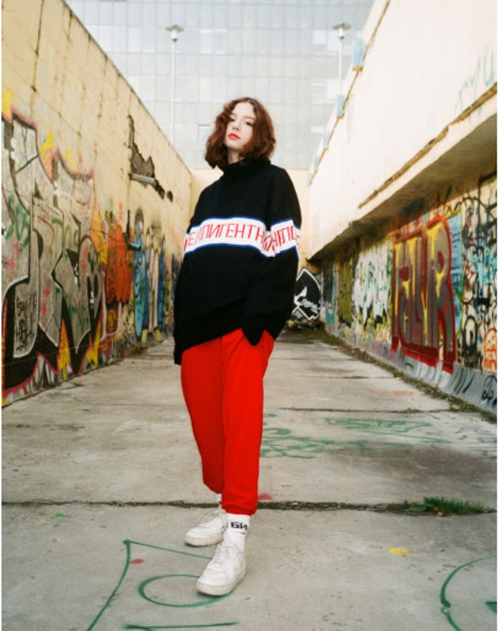 Свитер БИЧ Черный